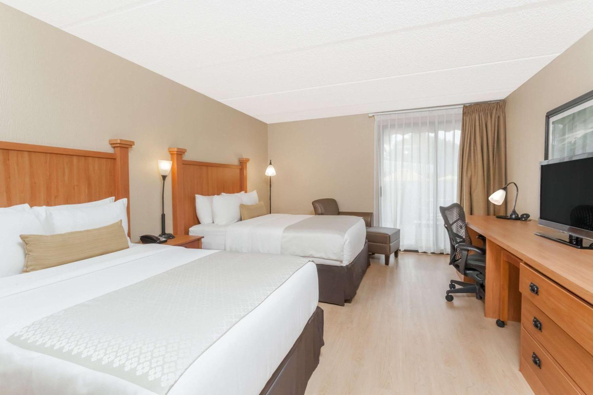 Accessible 2 Double Beds